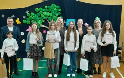 Zdjęcie do Uroczystość rozdania nagr&oacute;d 